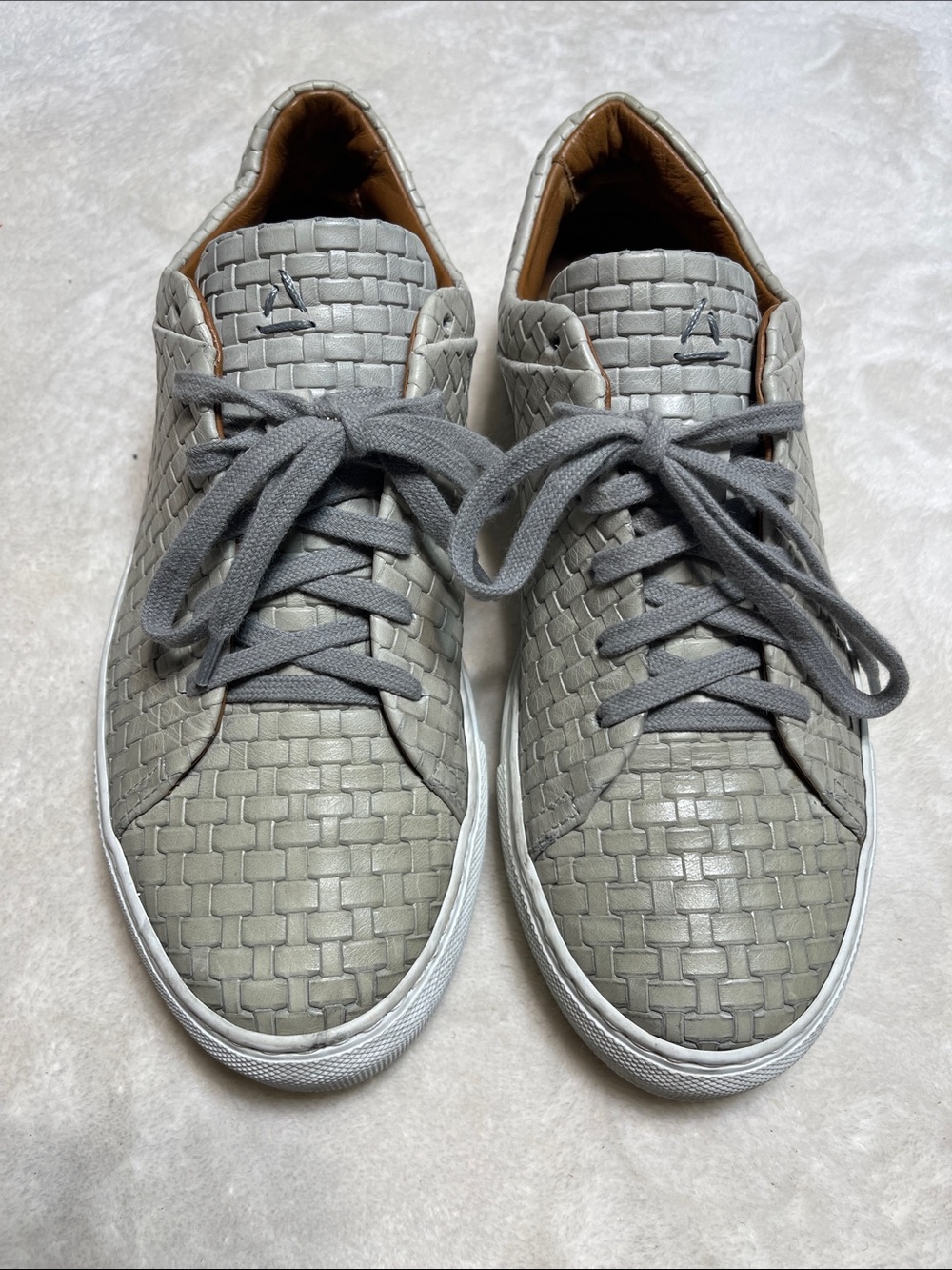 Aquatalia Woven Leather Lace-Up Sneakers - Light Gray Size 7.5 Women’s